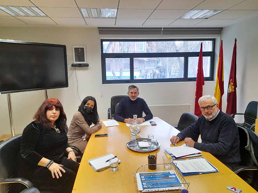 Reunión con el Delegado de Familia, Igualdad y Bienestar Social del Ayuntamiento de Madrid