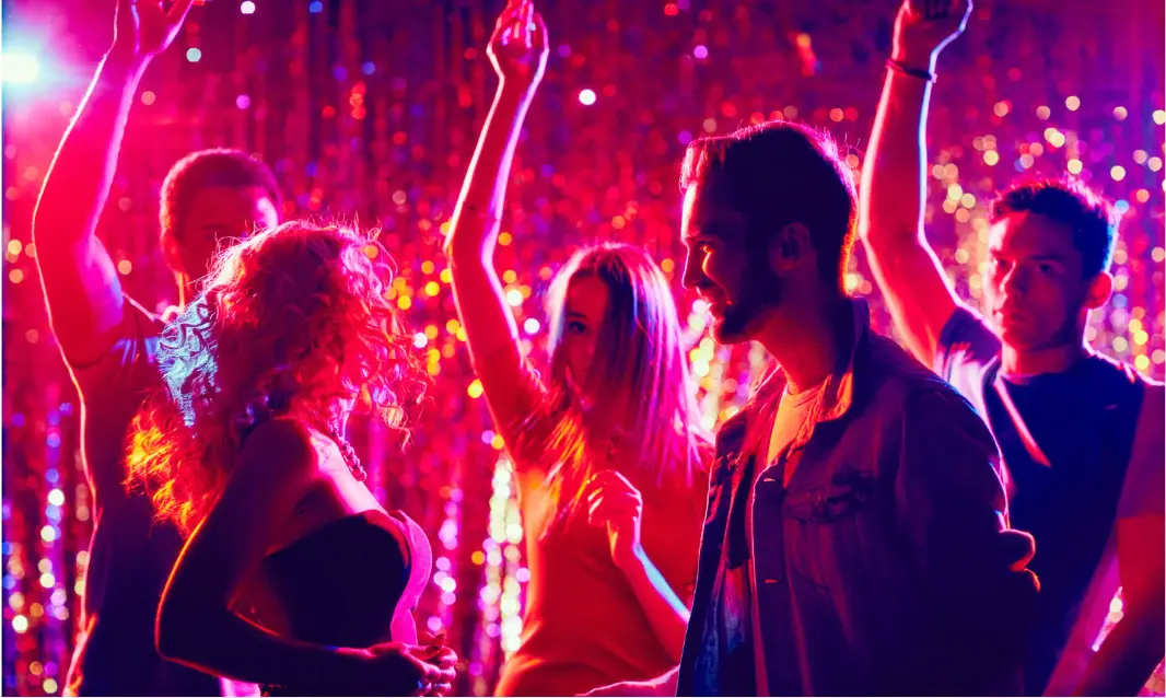 Los turistas extranjeros de más de 25 años protagonistas de las salidas nocturnas de la capital
