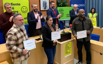 La campaña #EnLaColaSilencio ha mejorado más de un 25% la implantación de medidas contra el ruido en las puertas de los locales de este distrito